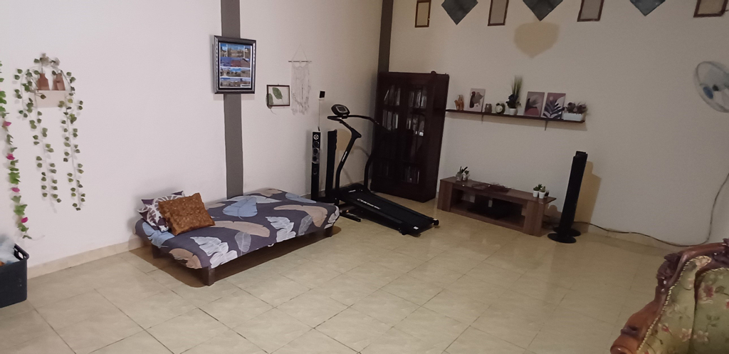 Others 5, Rumah 4 kamar w/150 Mbps & Home Theater, Palembang