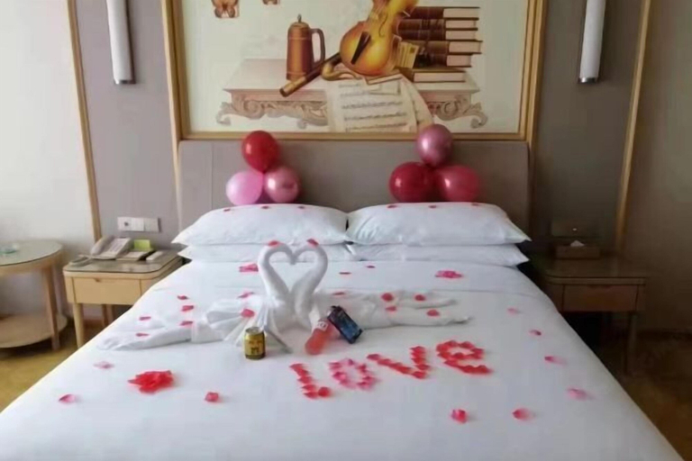 Bedroom 3, Vienna Hotel (Jiujiang Duchangxin Bus Station), Jiujiang