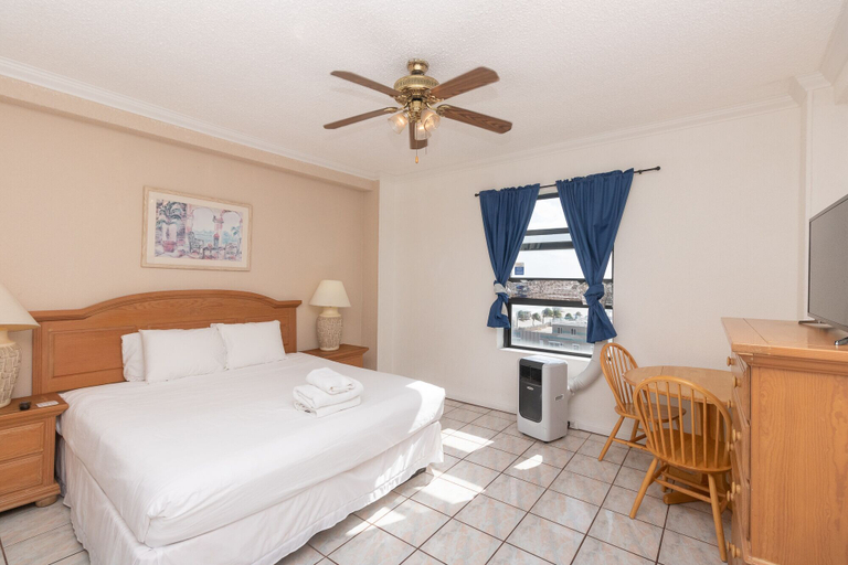 Bedroom 3, 705 Partial Ocean View Hollywood Beach Resort, Broward