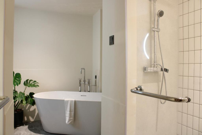Bathroom 5, Baan Haad Ngam Boutique Resort & Villas, Ko Samui