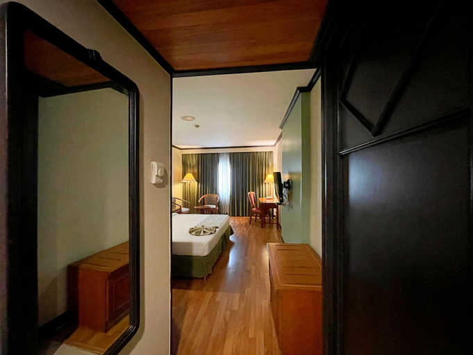 Bedroom 5