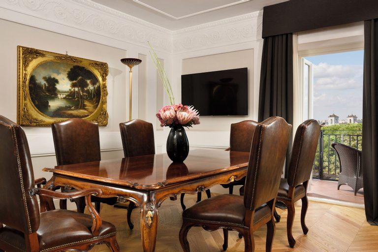 Dining Room 1