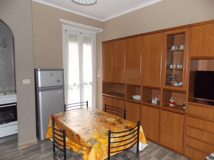 Dining Room 5