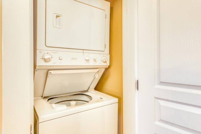 Bathroom 4, Links & Leisure: 3BDR Condo by Village + Hot Tub, Grey