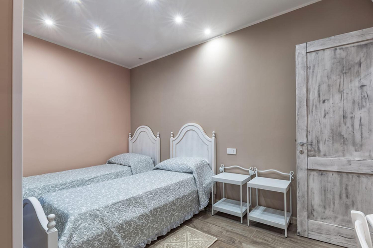 Others 2, B&B da Chiara, Ogliastra