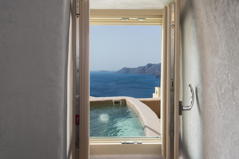 Others 4, Ammos Oia Mansion, South Aegean