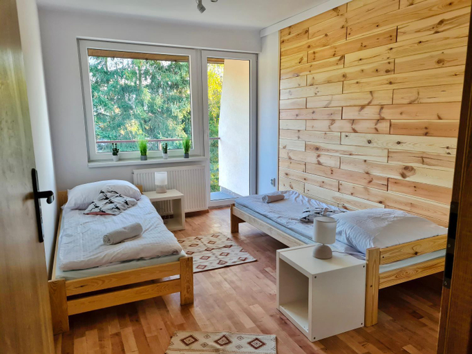 Others 3, Apartamenty Willa NaSkarpie Jacuzzi Sauna Basen, Cieszyn