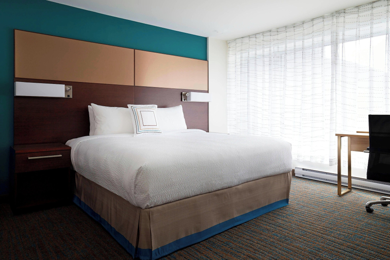 Bedroom 3, Residence Inn by Marriott Montreal Downtown, Montréal