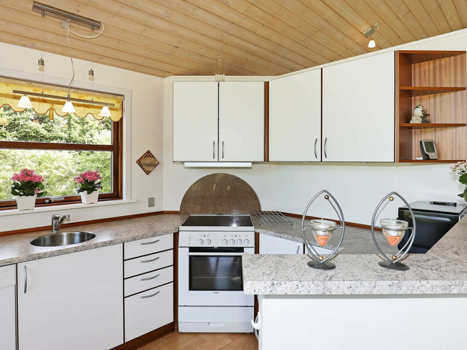 Others 5, Luxurious Holiday Home Near Hals With Whirlpool, Aalborg