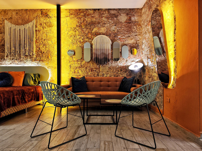 Others 5, Oasis Studio By Paradox, Panamá