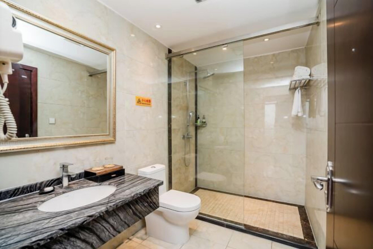 Bathroom 3, Ziheng Hotel, Meishan