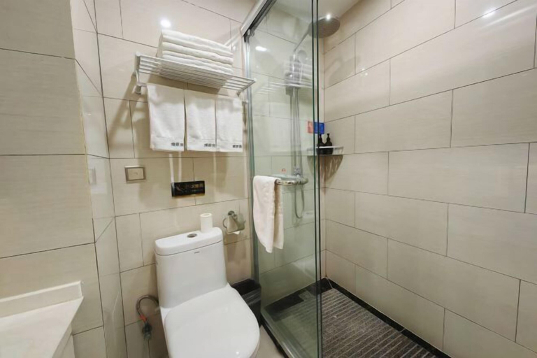 Bathroom 3, Liaoyuan Business Hotel, Hanzhong