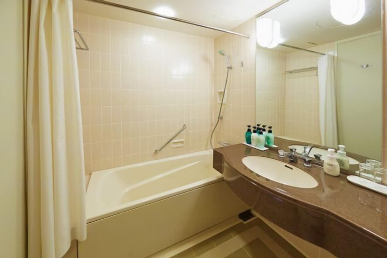 Bathroom 6