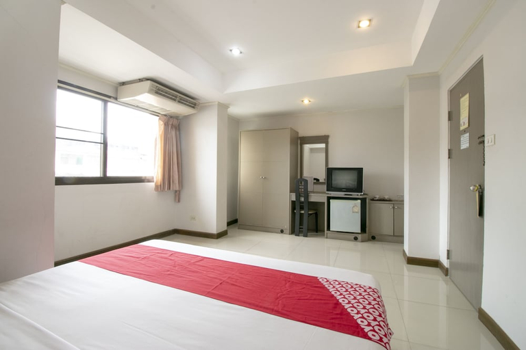 Bedroom 4, Win Long Place Hotel And Serviced Apartment, Bang Rak