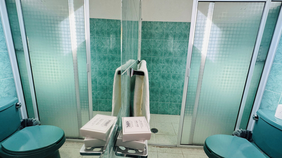 Bathroom 4, Hotel Villa Pralaya, Cuernavaca
