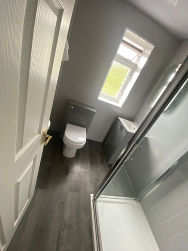 Bathroom 4, Lomond Park Hotel, West Dunbartonshire