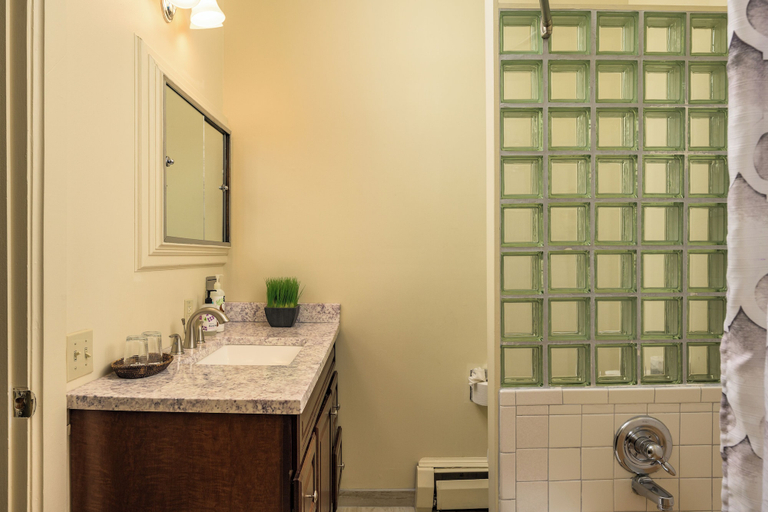 Bathroom 5, Queen Anne Bed And Breakfast, Denver