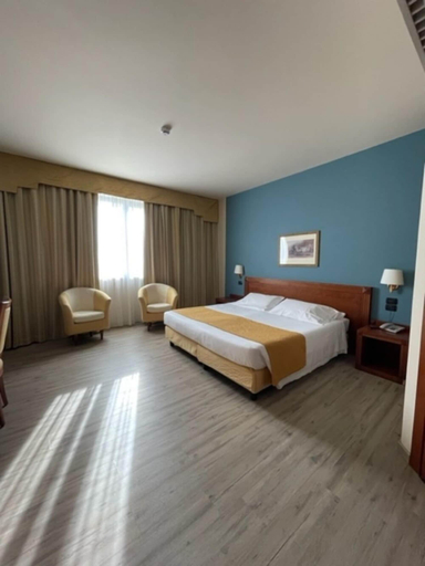 Bedroom 4, Phi Hotel Cavalieri, Cuneo