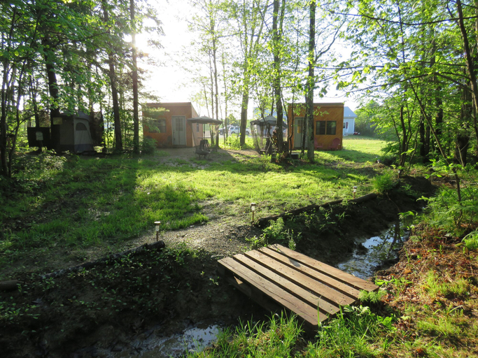 Others 5, Schlafmans Hollow Solar Cabins, Penobscot