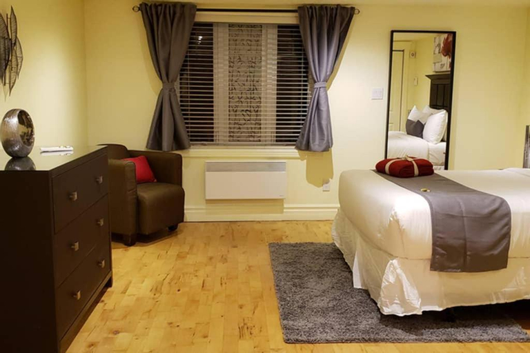 3-Bedroom Casa Bonita by Amazing Property Rentals, Communauté-Urbaine-de-l'Outaouais