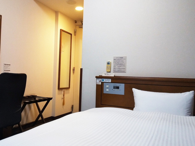 Bedroom 4, Hotel Route Inn Tsuruga Ekimae, Tsuruga