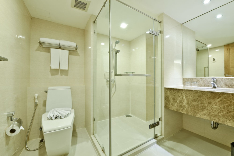Bathroom 3, PRESTIGE SUITES, Wattana