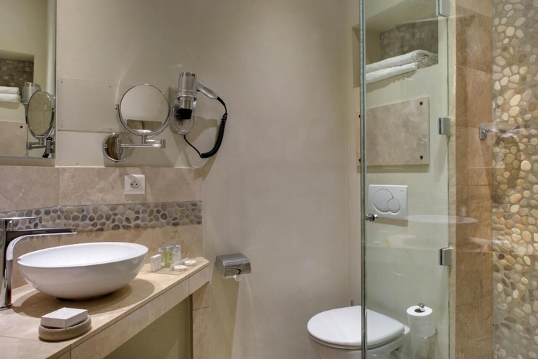 Bathroom 4, Maison Bérard – hôtel restaurant spa, Var