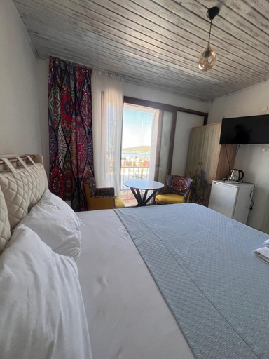 Bedroom 2, Myra Butik Otel, Seferihisar