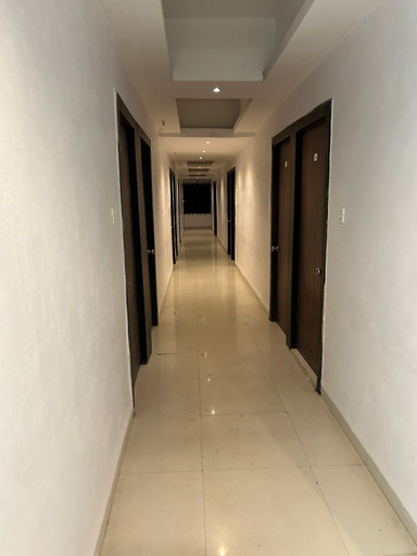 Others 4, Hotel SS-1, Indore