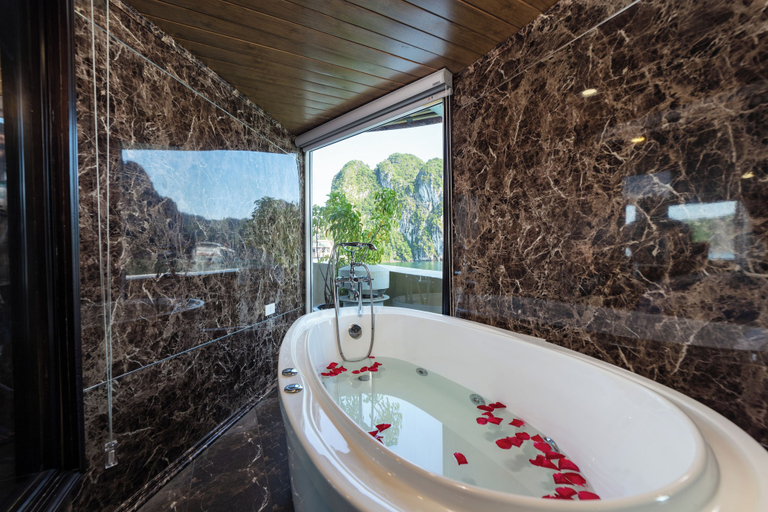 Bathroom 3, Amanda Cruise Ha Long Bay, Hạ Long