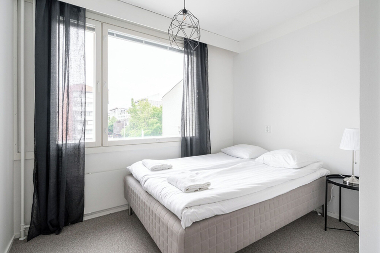 Bedroom 2, Modern 3BR Apartment with Best Location, Pirkanmaa