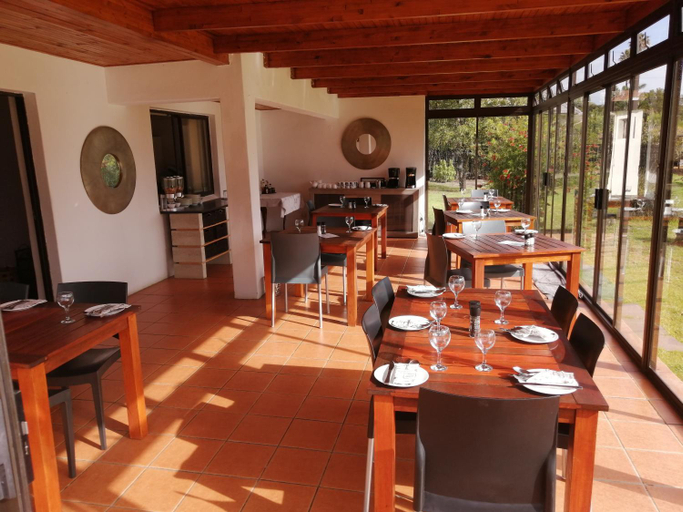 Food & Drinks 5, Lauradale Accommodation, Cape Winelands