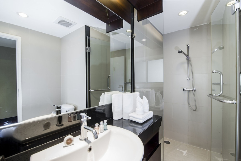 Bathroom 4, The Narathiwas Hotel and Residence Sathorn Bangkok, Yannawa