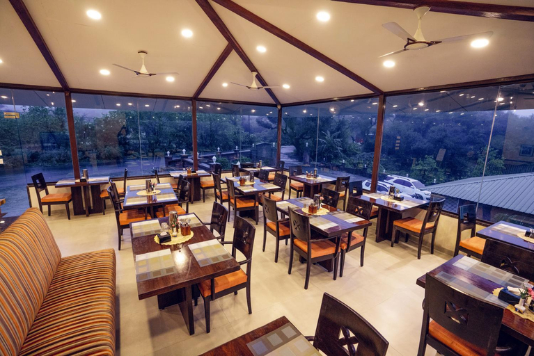 Food & Drinks 5, La Serene Resort and Spa, Satara