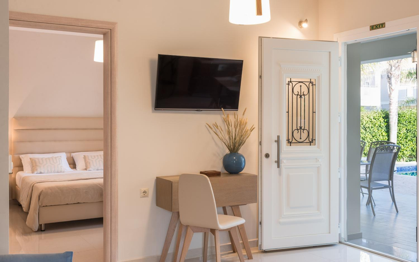 Bedroom 3, Mamfredas Luxury Resort, Ionian Islands