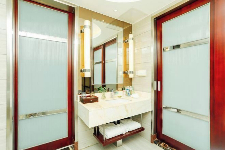 Bathroom 4, Chuanyu Holiday Hotel, Yancheng