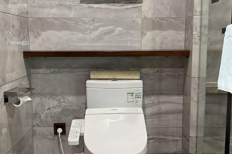 Bathroom 4, Juhongsheng Hotel, Lu'an
