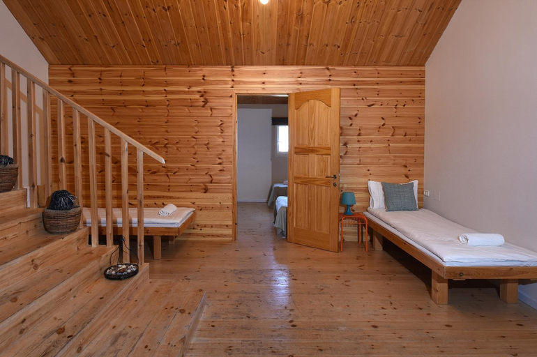 Bedroom, Agama