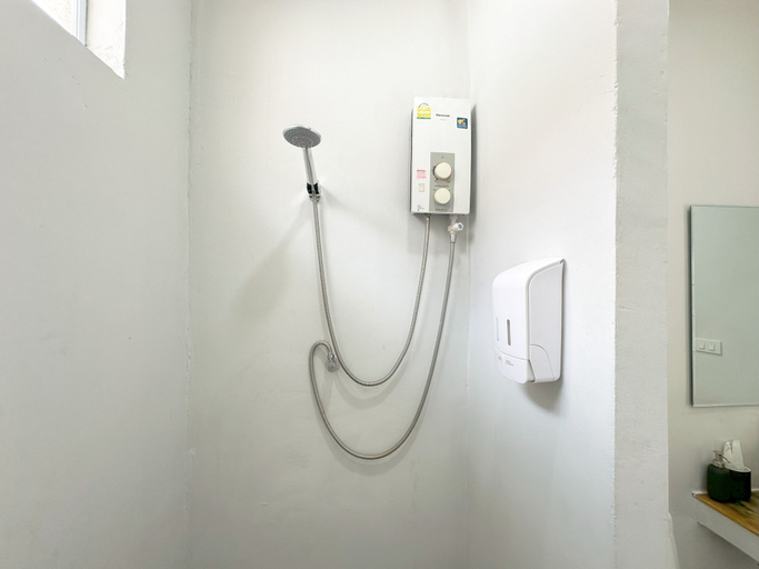 Bathroom 3, Sand Terrace Beach Bungalows, Ko Phangan