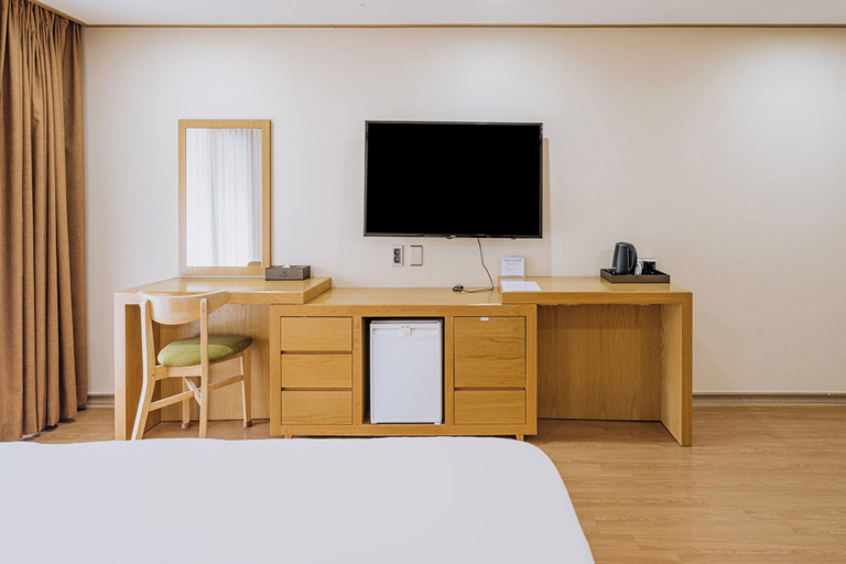 Bedroom 3, Nohyung Hotel, Jeju
