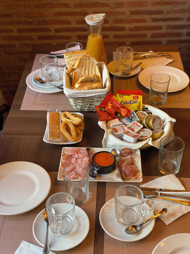 Food & Drinks 5, Hostal El Descanso Del Emperador, Cáceres