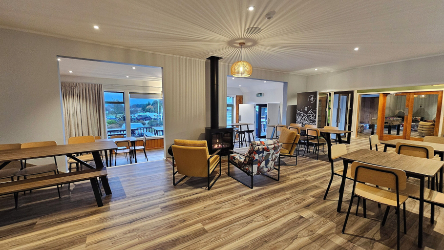 Food & Drinks 2, Haka House Wanaka, Queenstown-Lakes