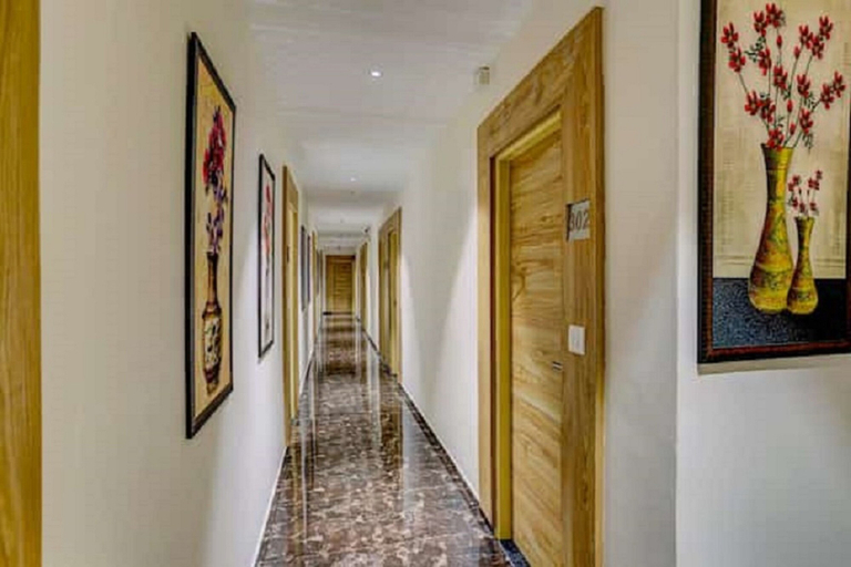 Others 4, Hotel SR Inn, Anand