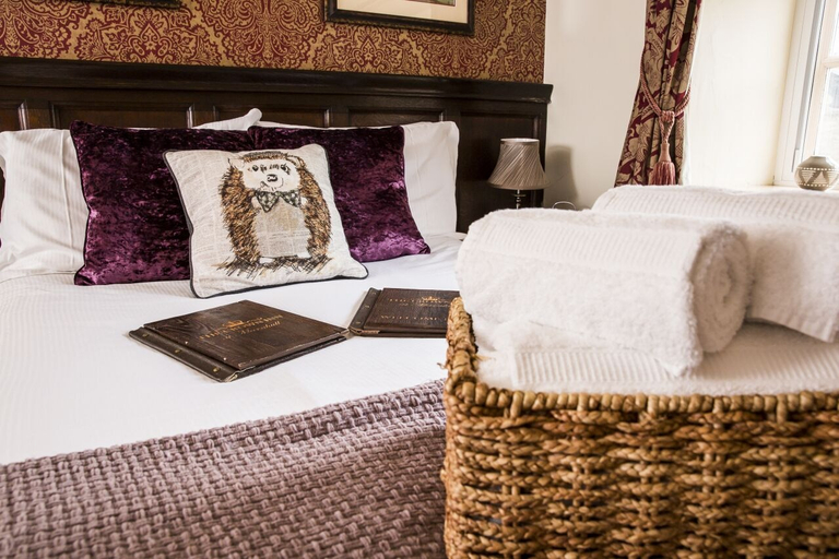 Bedroom 3, The Crown at Marnhull, Dorset