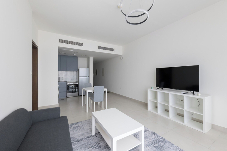 Room 2, Splendid 1BR in Living Garden, Dubai