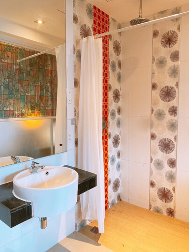 Bathroom 4, Patong Terrace, Phuket Island