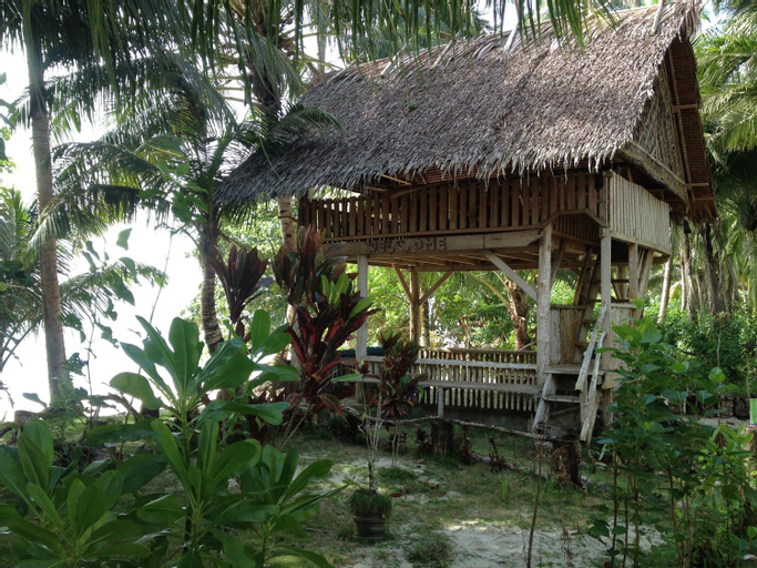 Masokut Surf Camp Siberut mentawai surfing barrels, Kepulauan Mentawai