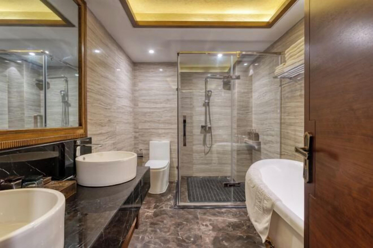 Bathroom 4, Laiman Resort Hotel, Xishuangbanna Dai