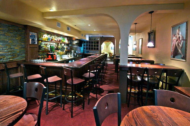 Food & Drinks 3, Austria Hof Lodge, Mono