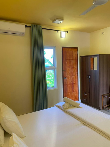 Bedroom 4, White Sand Inn